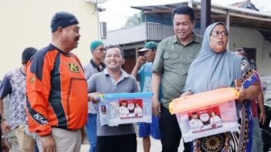 bantuan banjir tenggarong seberang