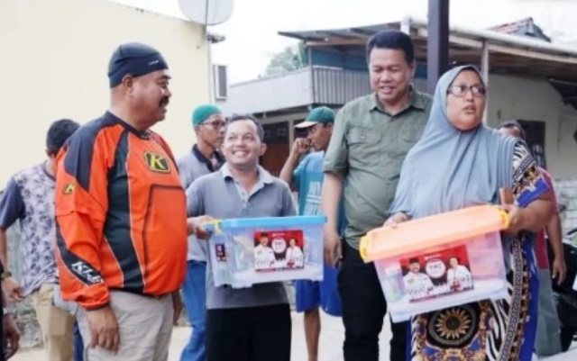 bantuan banjir tenggarong seberang