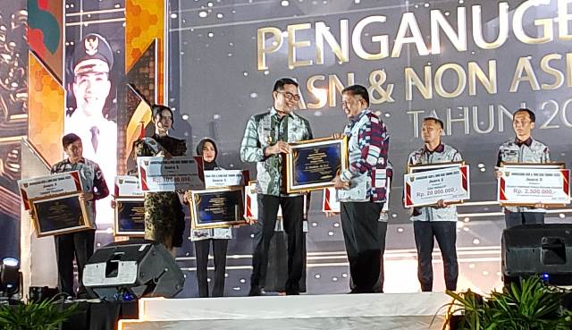 ASN dan Non ASN Award 2024 Samarinda Berprestasi