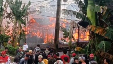 Kebakaran di Kota Bangun