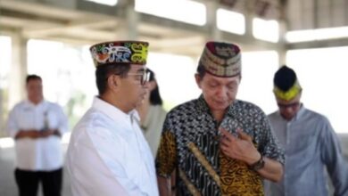 Lamin Adat Dayak Kaltim