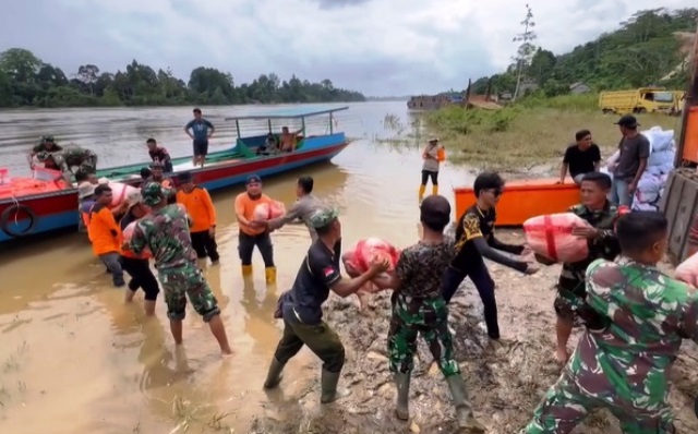 bantuan untuk korban banjir mahakam ulu