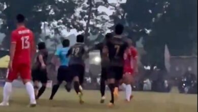 turnamen sepakbola ricuh