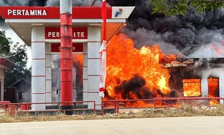 kebakaran SPBU Muara Kaman