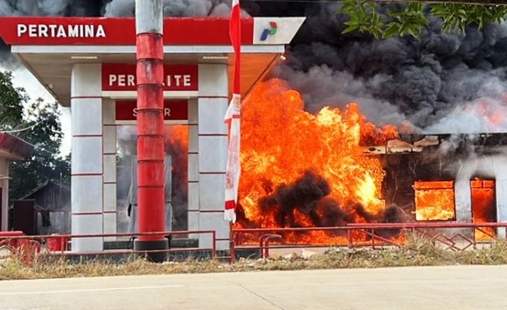 kebakaran SPBU Muara Kaman