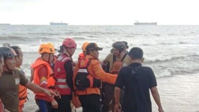 remaja tenggelam di Pantai Monpera Balikpapan