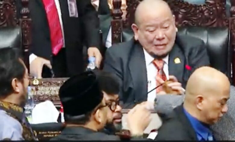 sidang DPD RI