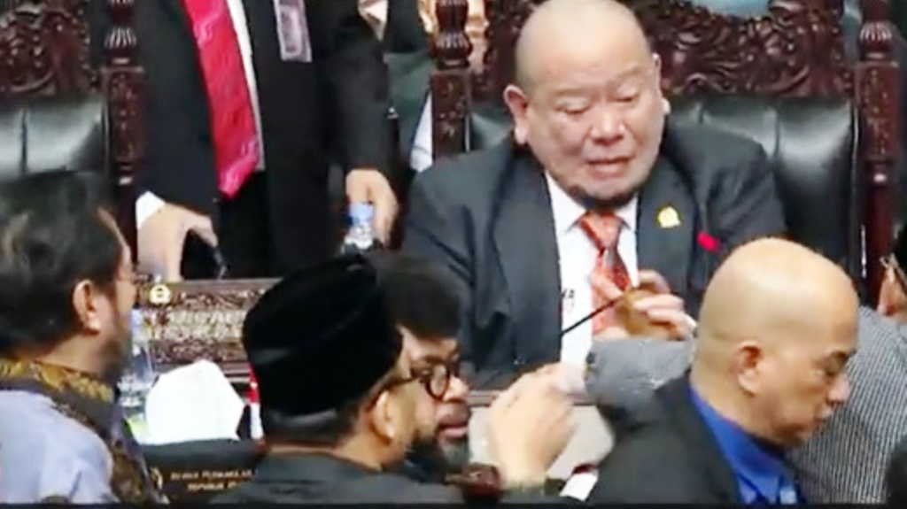 sidang DPD RI