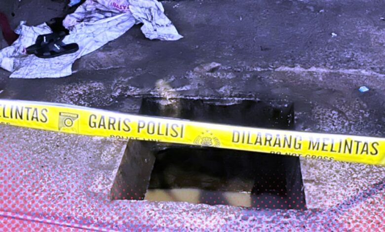 anak masuk gorong-gorong saat banjir