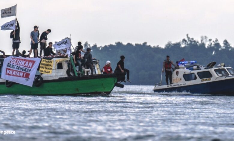 aktivis jembatan pulau balang
