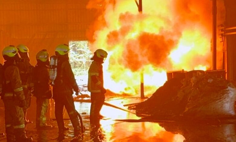 kebakaran pabrik bbm jongkang