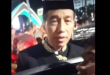 Selfie dengan Jokowi