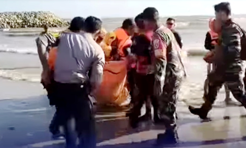 pelajar samarinda tenggelam di pantai manggar