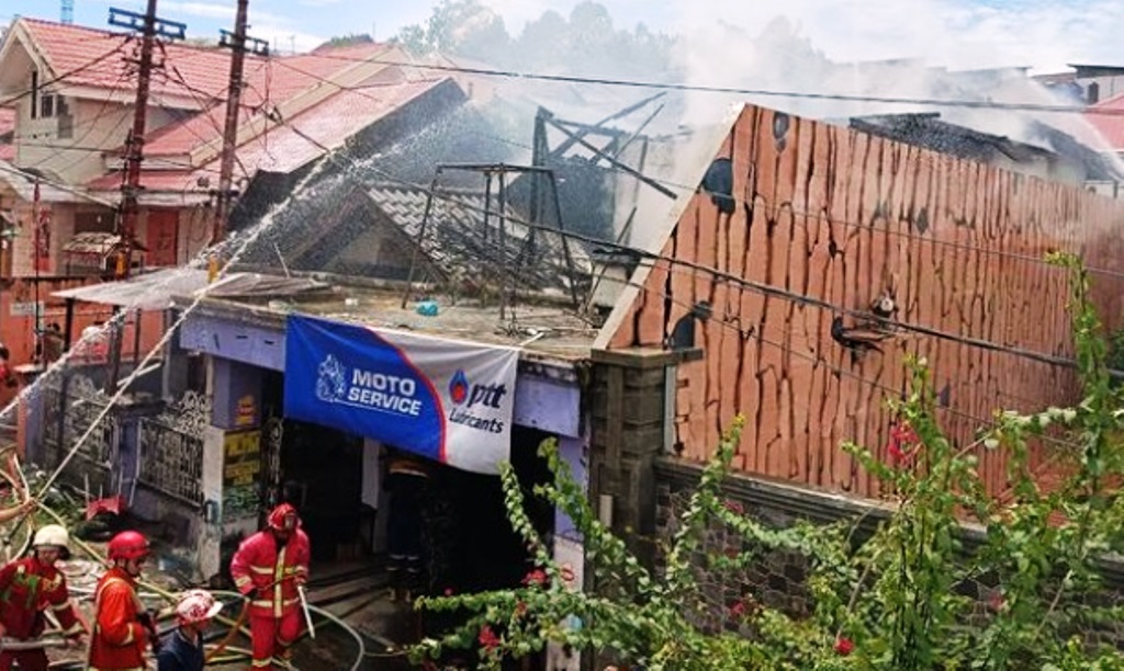 kebakaran bengkel samarinda