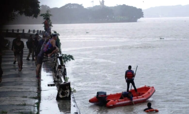 Pencarian Korban Tenggelam Sungai Mahakam