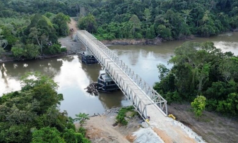 Jembatan Nasional Mahakam Ulu