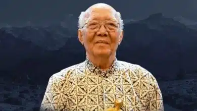 Atmakusumah Astraatmadja meninggal dunia