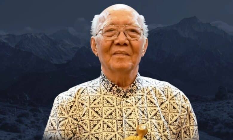 Atmakusumah Astraatmadja meninggal dunia