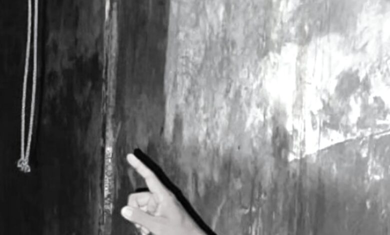 pria tewas tergantung