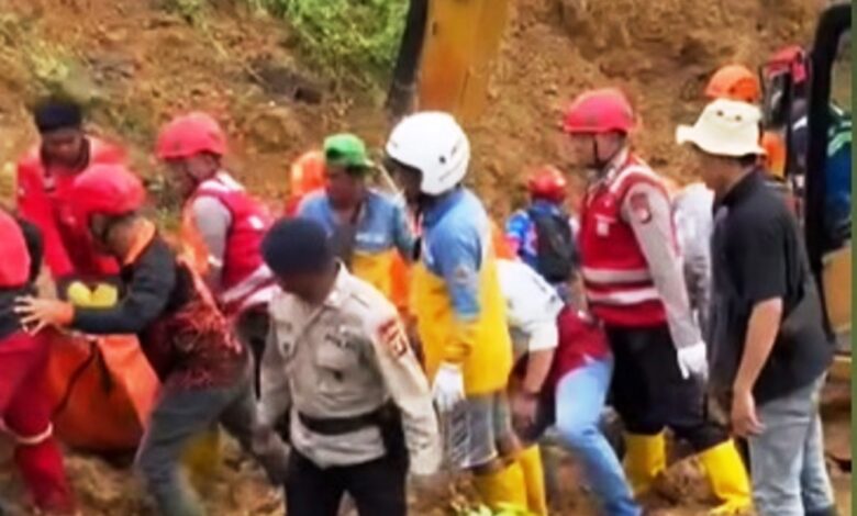 korban longsor Samarinda