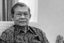 Prof. Sarosa Hamongpranoto meninggal