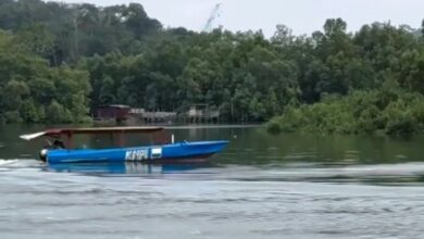 kapal listrik tenaga surya