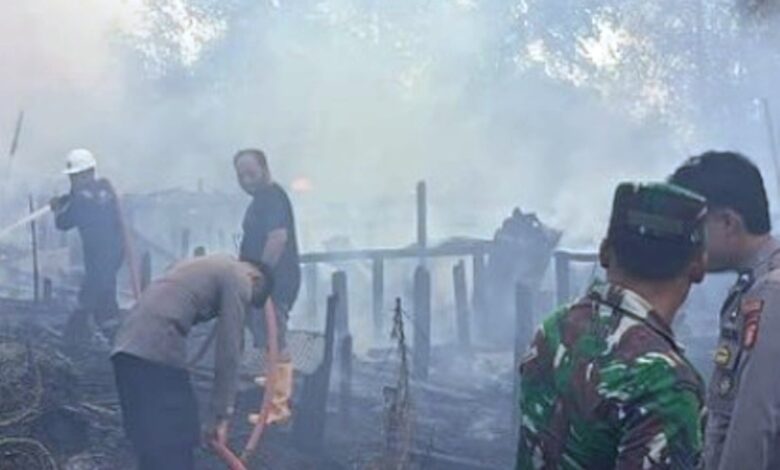 kebakaran sanga-sanga