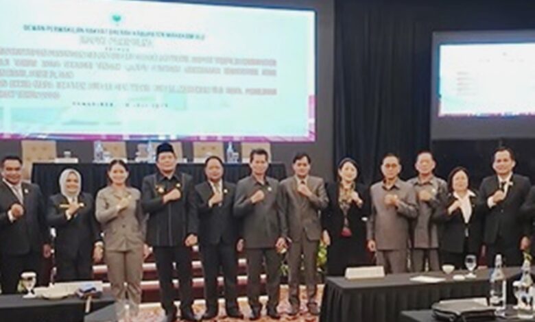 pelantikan Bupati Mahakam Ulu