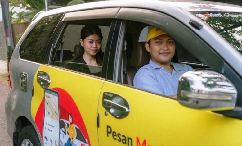 Penyegelan kantor Maxim Samarinda