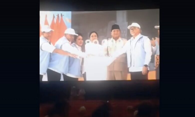 viral video Prabowo di bioskop