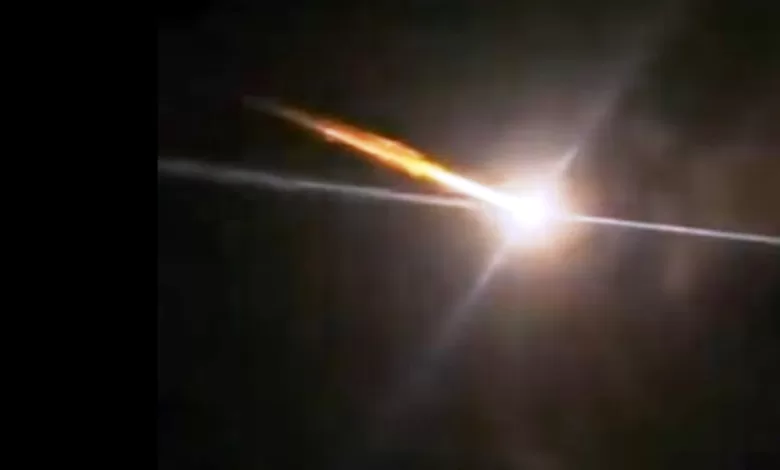 meteor jatuh di cirebon
