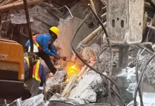 evakuasi korban musala Ponpes Al Khoziny