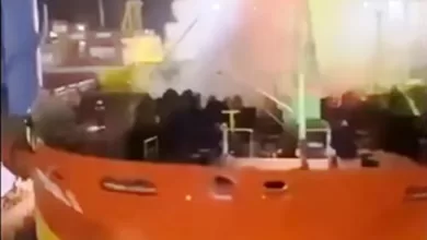 Kapal Tanker terbakar di Batam