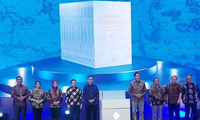 buku sejarah Indonesia