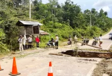 jalan nasional siluq ngurai