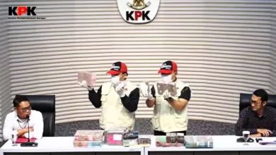 Bupati Pati tersangka