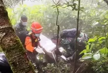 evakuasi korban pesawat atr