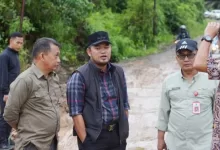 jalan nasional Kubar rusak