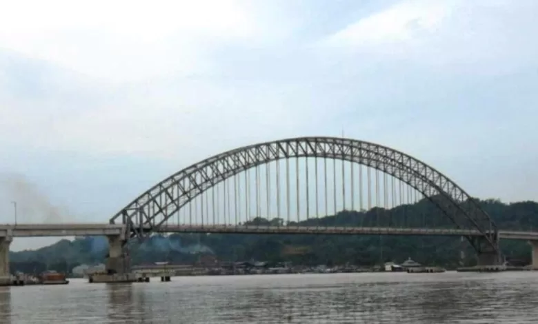 Jembatan Mahulu Samarinda