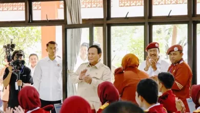 peresmian sekolah rakyat