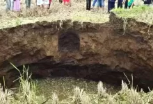 sinkhole sumbar