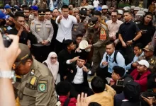 gubernur kaltim demo mahasiswa