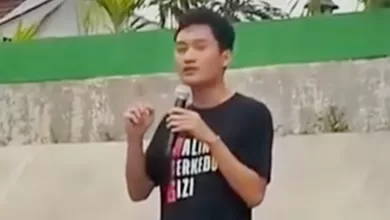 Ketua BEM UGM Tiyo Ardianto