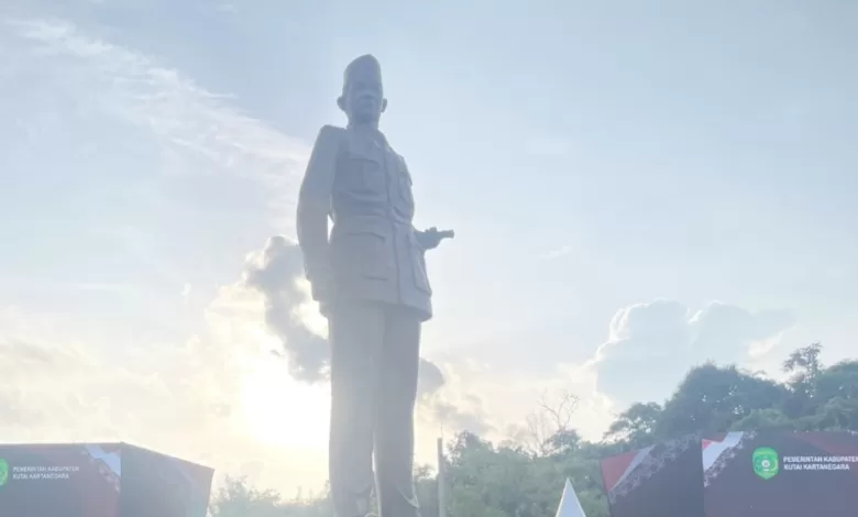 Patung Soekarno Sangasanga