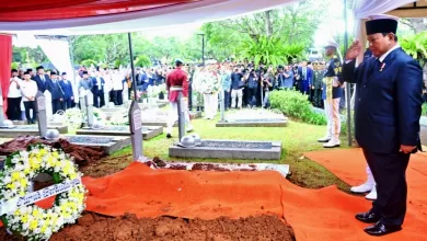 pemakaman Try Sutrisno