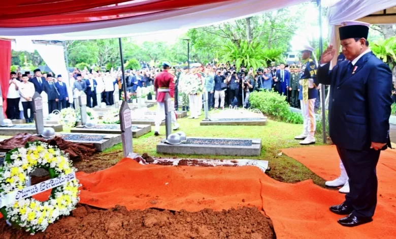 pemakaman Try Sutrisno