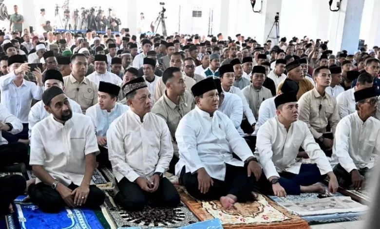 Prabowo salat id aceh tamiang