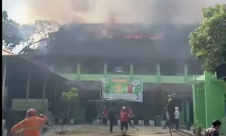 kebakaran smp negeri 2 samarinda