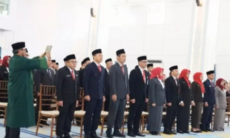 pelantikan pejabat pemprov kaltim