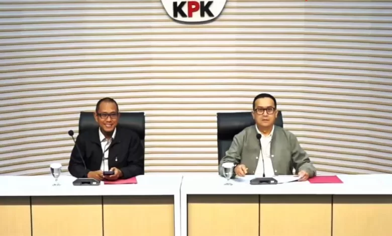 gratifikasi ditjen pajak